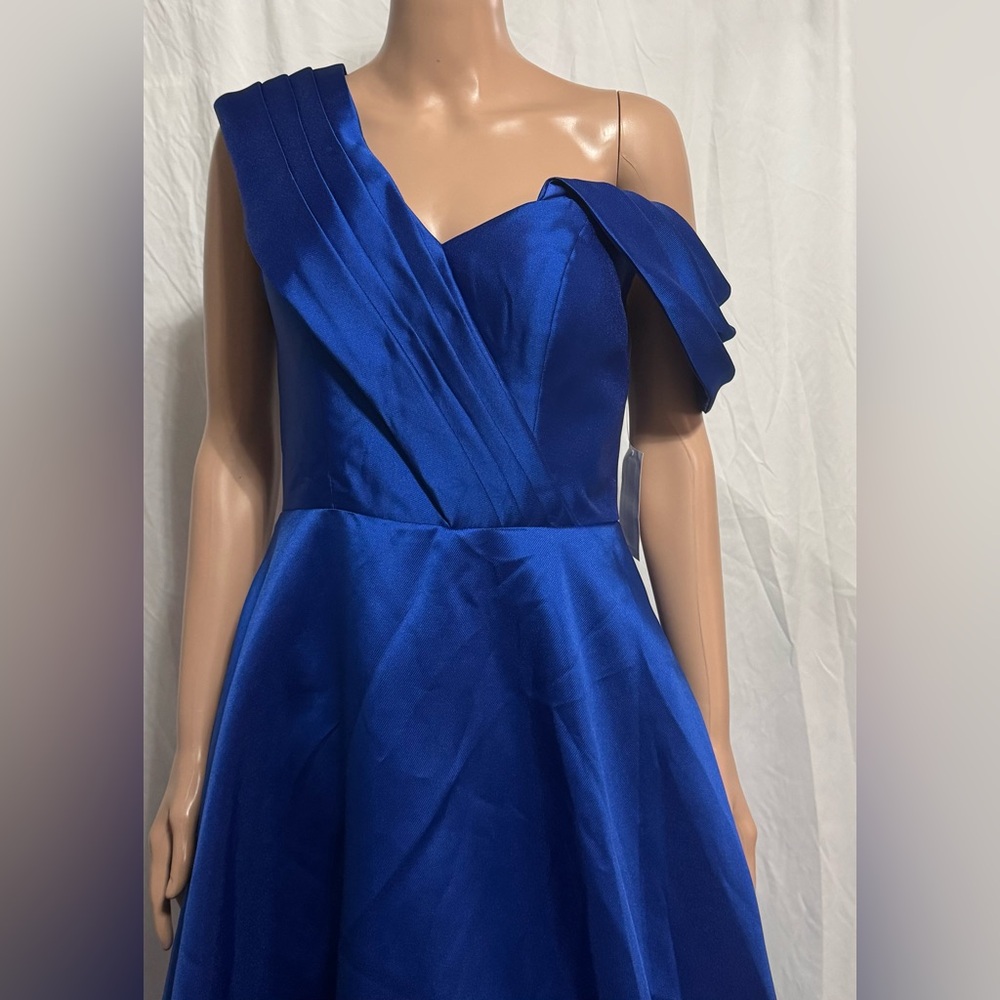 Jovani MC44394 Evenings Gown - Picture 6 of 8